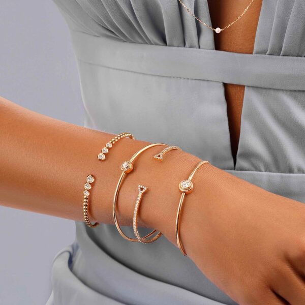 Solitaire Diamond Bangle