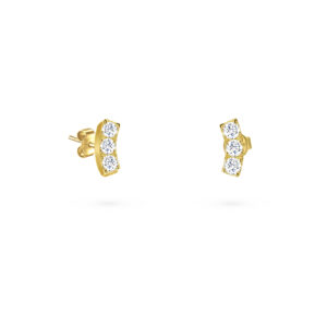 delicate-diamond-stud-earrings-18k-gold