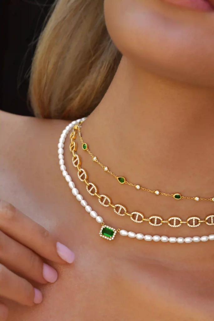 Revives Old Necklaces - Mastering The Art Of Layering Gold And Diamond Necklace Chains - Aquae Jewels - Exquisite Jewelry in 18k Gold & Diamonds | Dubai